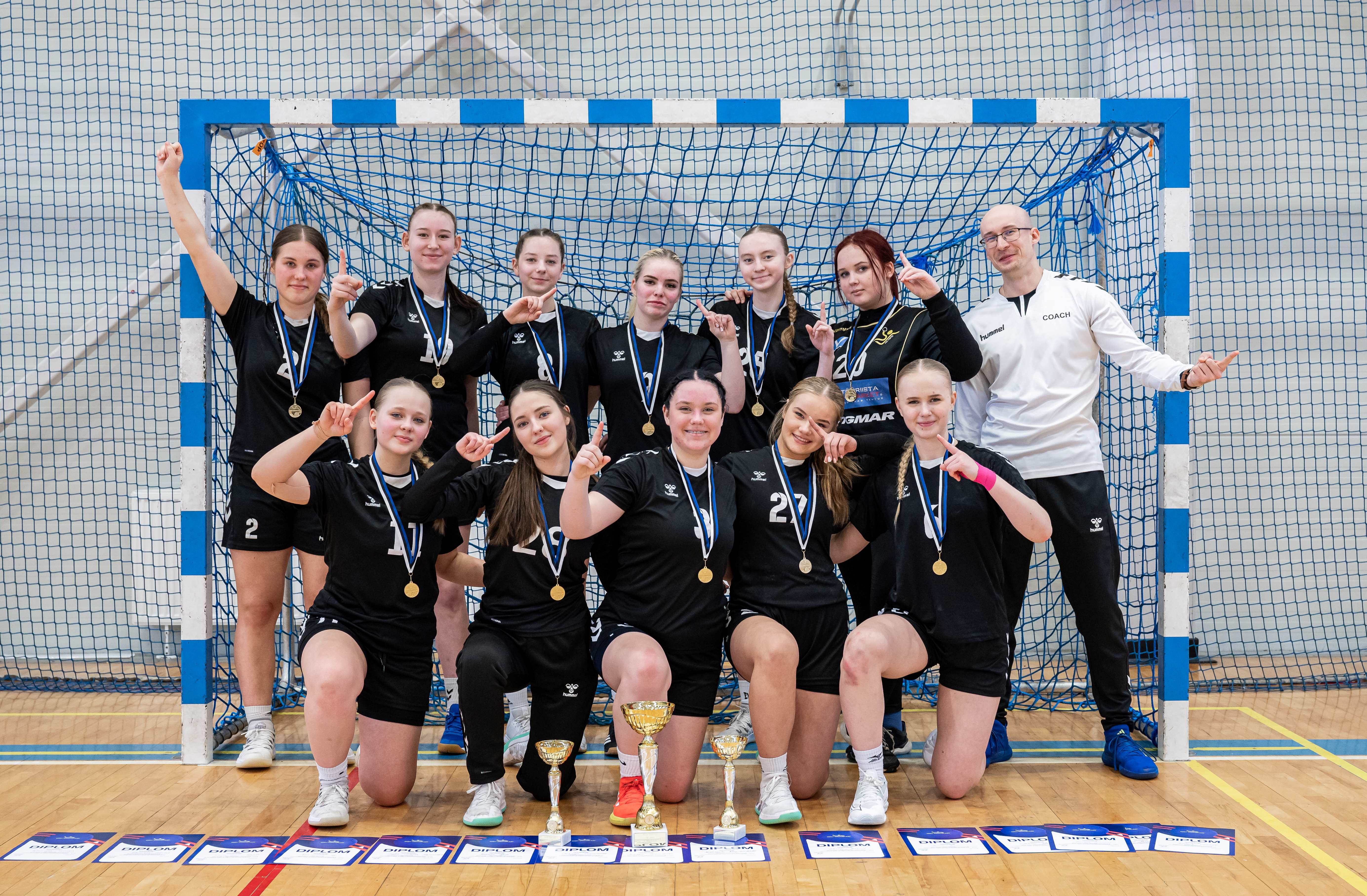Mustamäe Käsipalliklubi võistkond on 2024 Eesti meister tütarlaste B vanuseklassi käsipallis