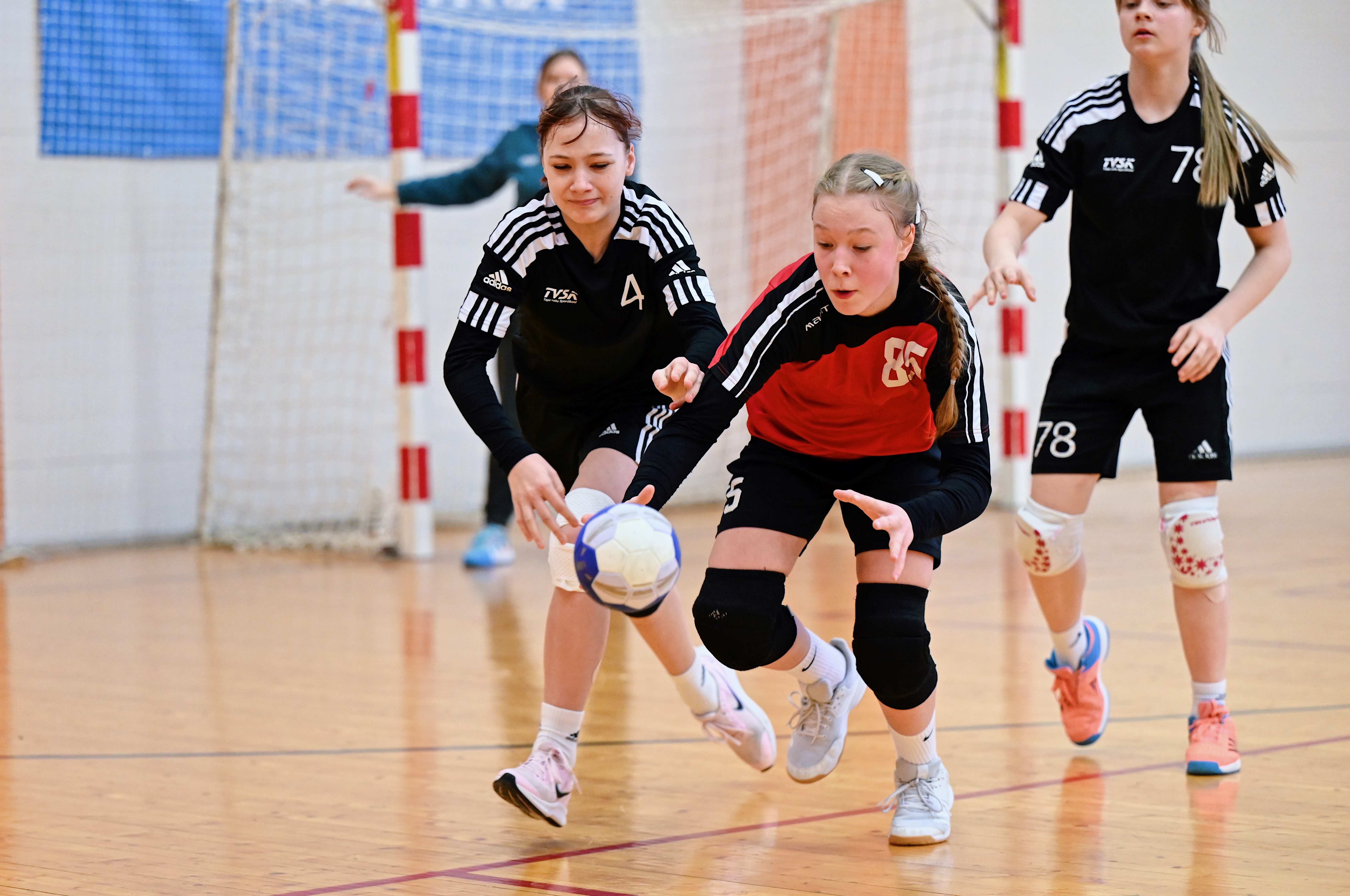 Nädalavahetusel selgub Tapal tütarlaste C2 vanuseklassi meister 2024 Eesti meistrivõistlustel käsipallis