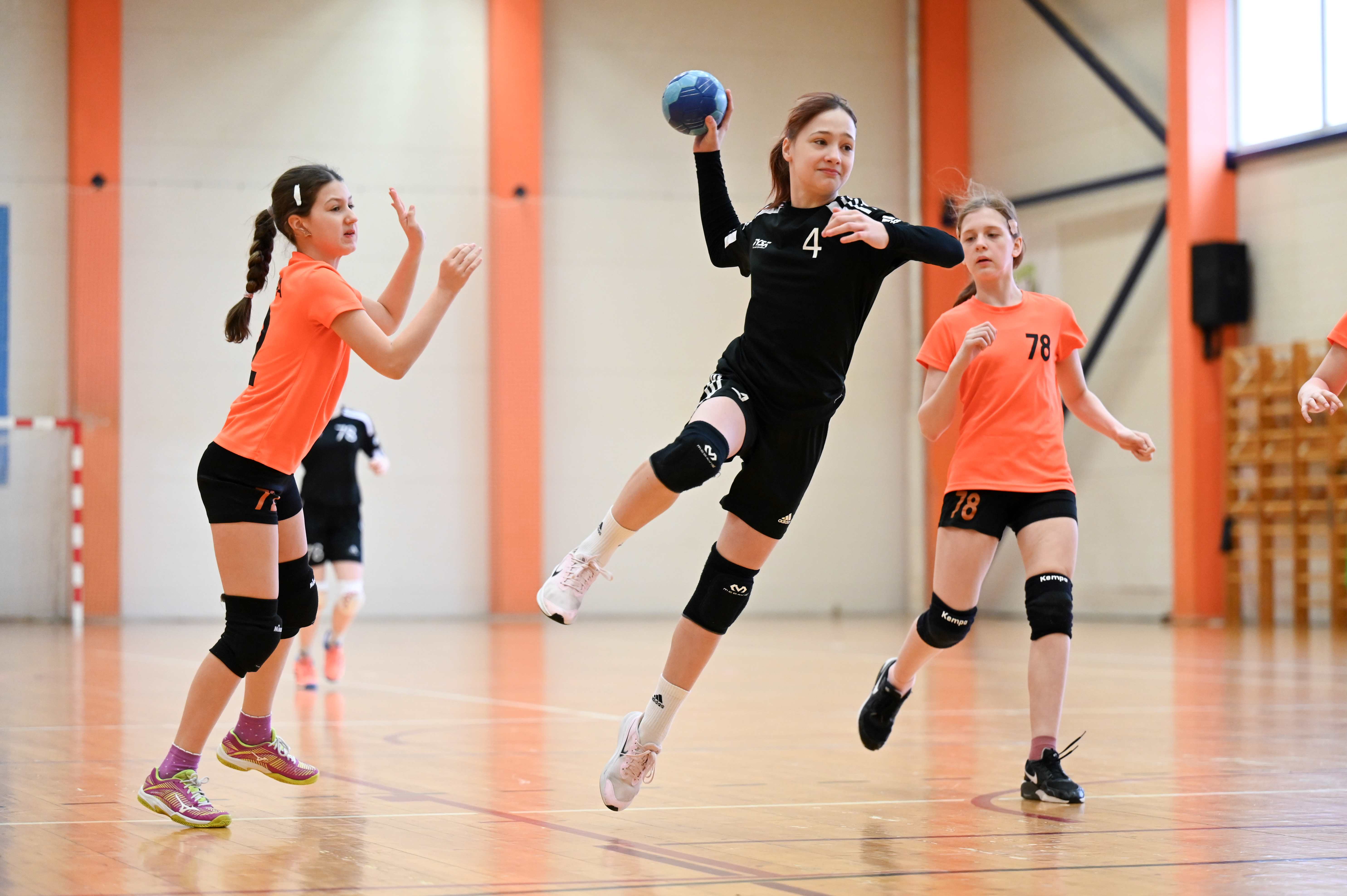 Nädalavahetusel selgub Tapal tütarlaste D2 vanuseklassi meister 2024 Eesti meistrivõistlustel käsipallis