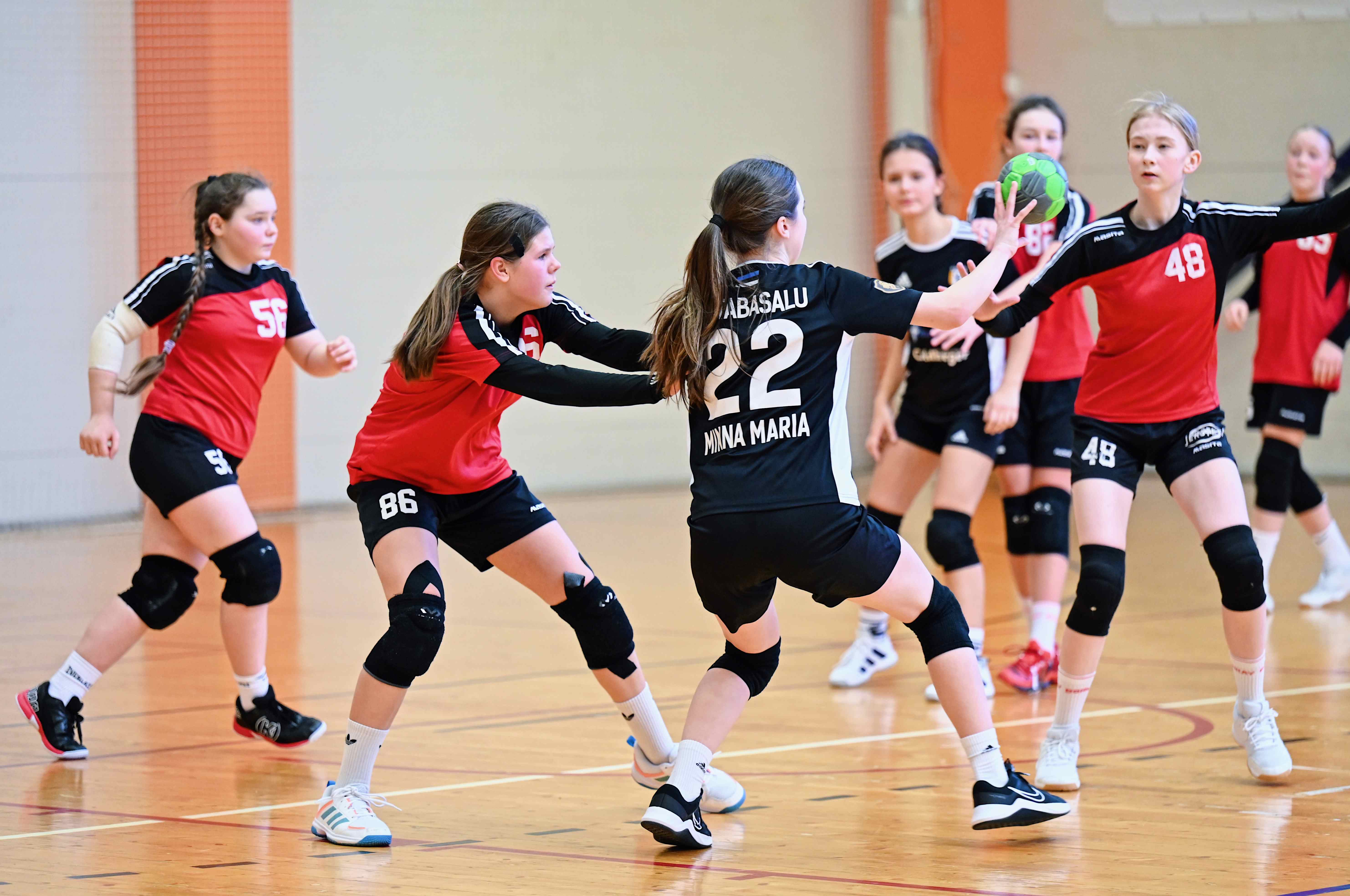 Tütarlaste D vanuseklassi 2024 Eesti meistrivõistlustel käsipallis on jäänud mängida veel viimane võistluspäev